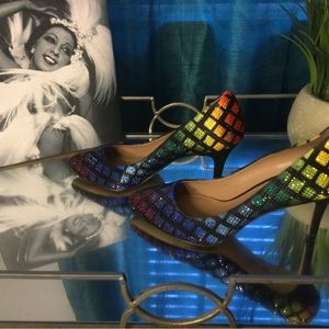 Multicolor pumps by Macy’s INC. 3 inch heels. I wore these gurrls twice.